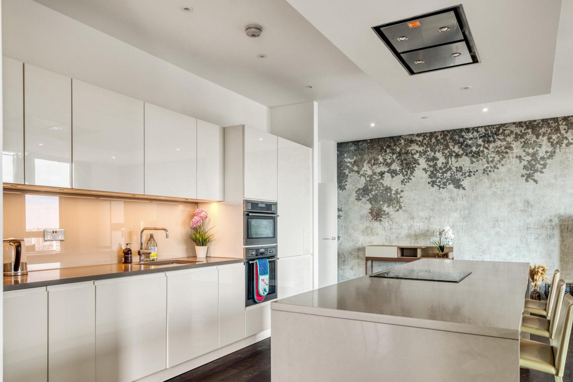 Stunning 360º View Luxurious Penthouse Apartment London Exterior photo