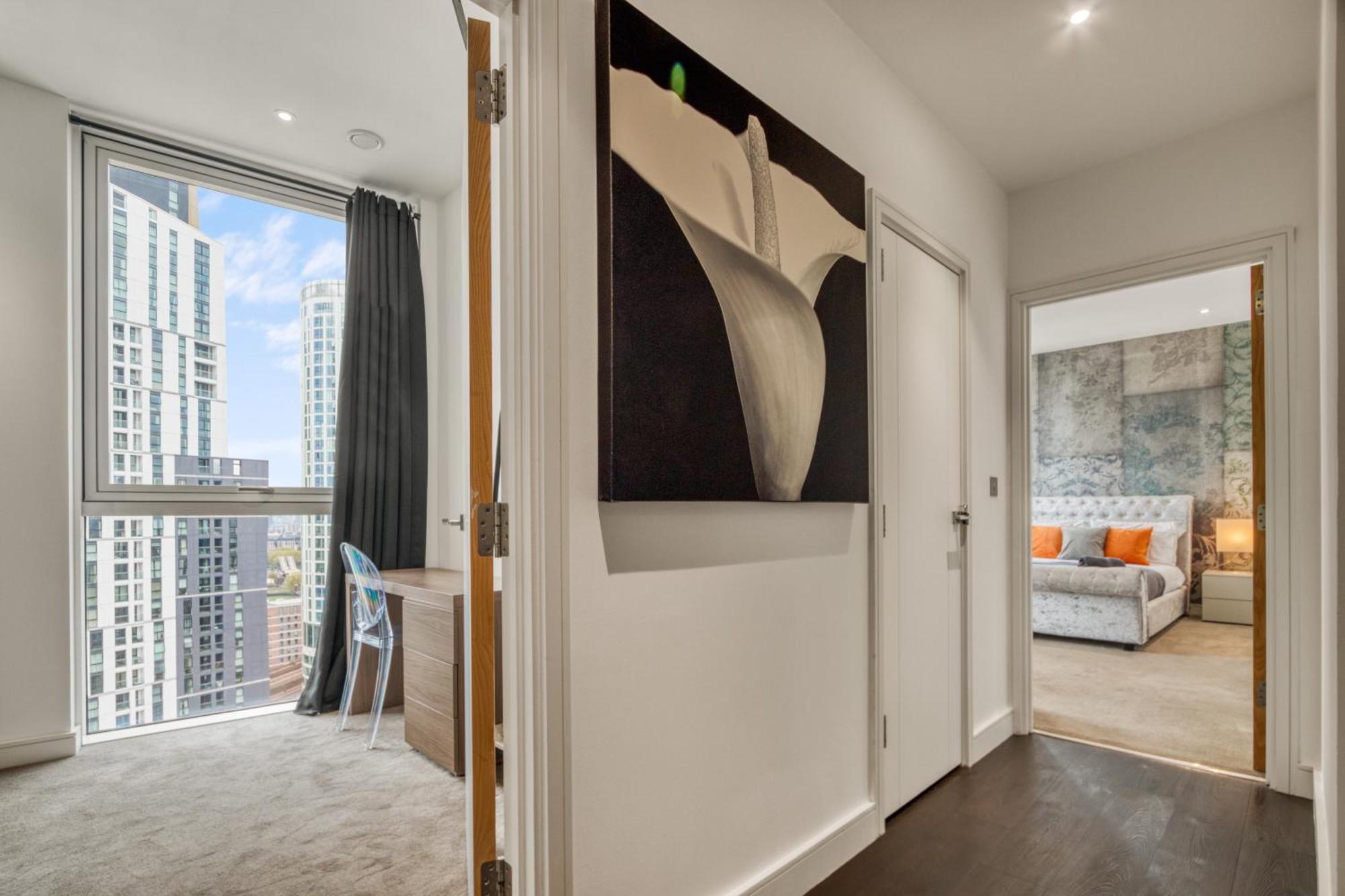 Stunning 360º View Luxurious Penthouse Apartment London Exterior photo
