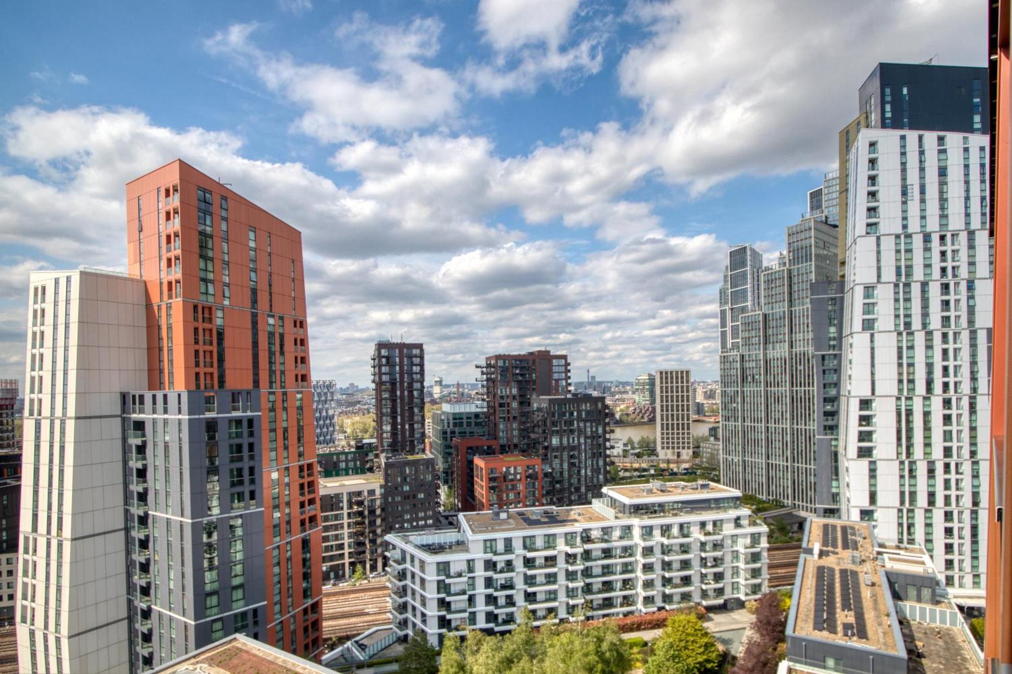Stunning 360º View Luxurious Penthouse Apartment London Exterior photo